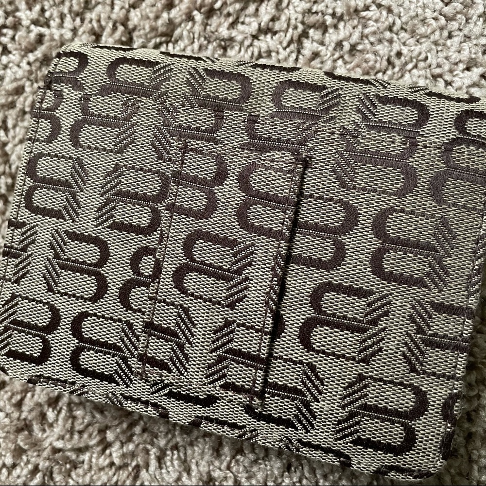 Small Handbag - Picture 4 of 7
